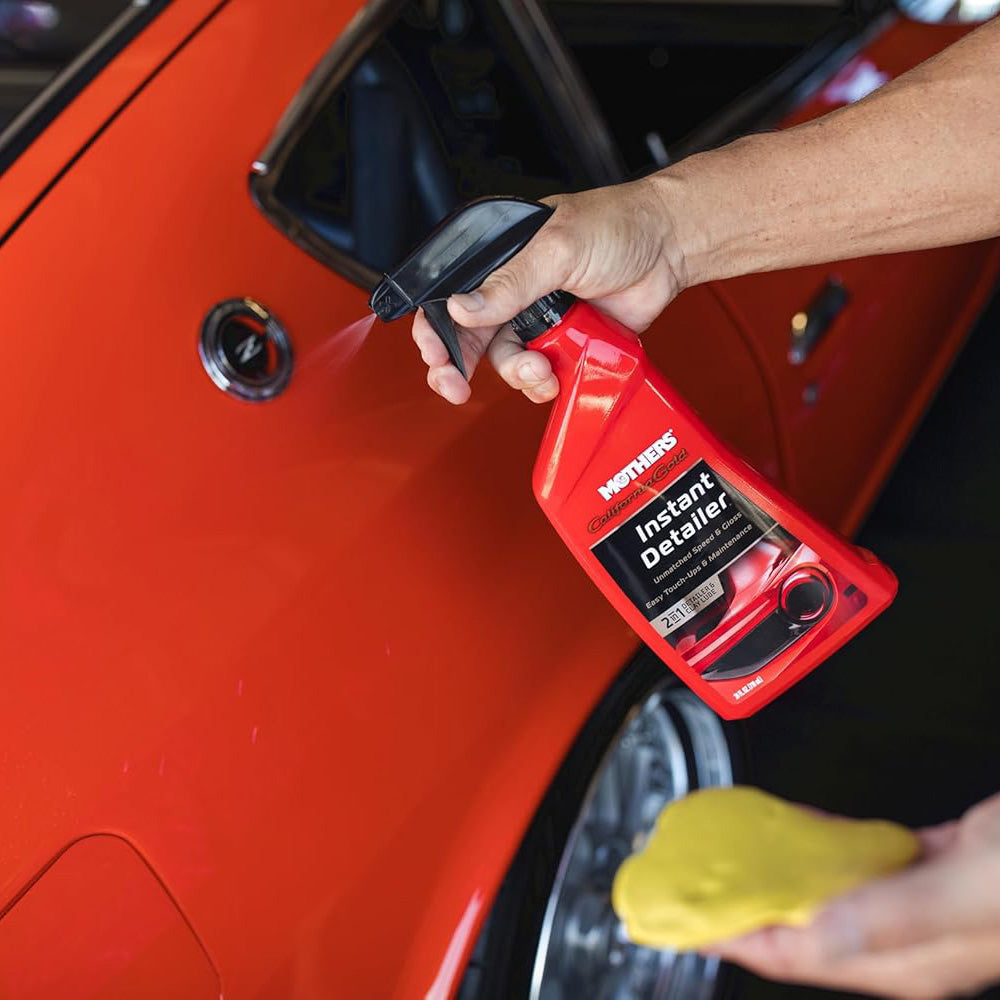 Mothers 07240 California Gold 3 Clay Bar Complete Kit, 3 80-gram Clay Bars + 16 oz