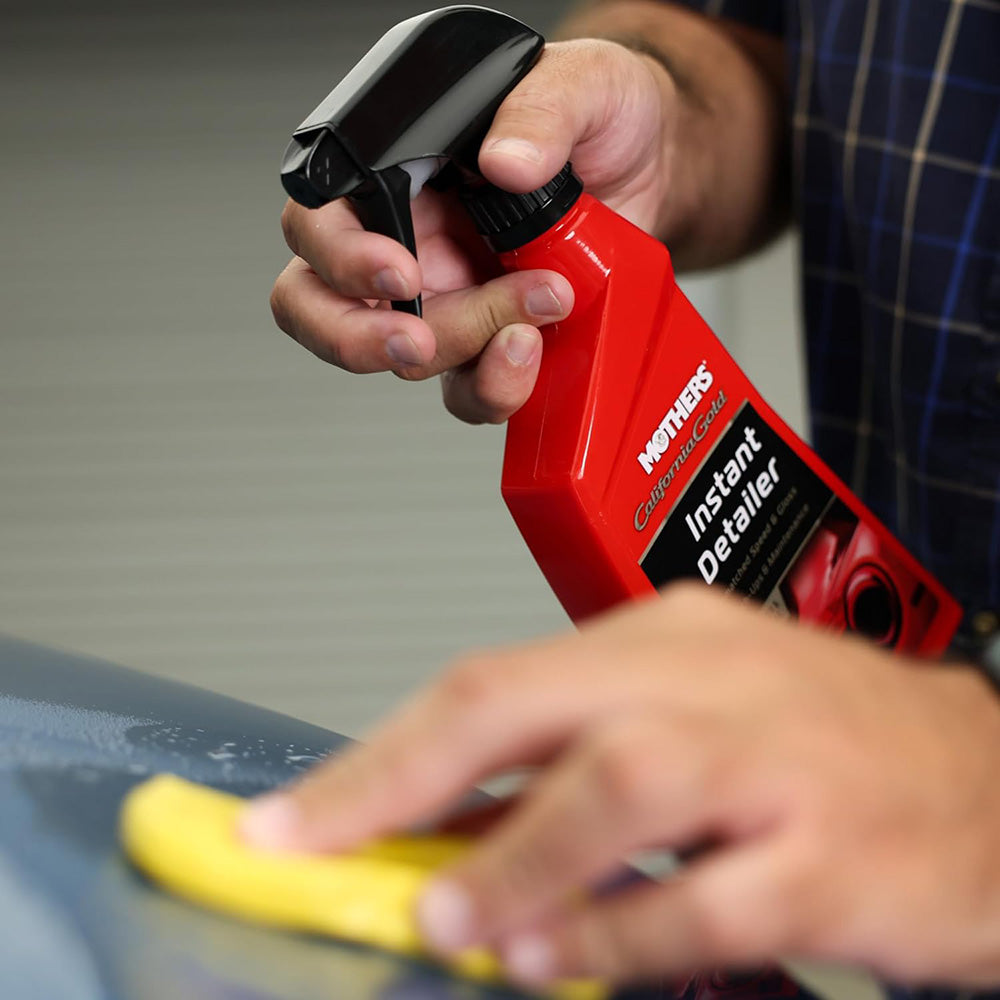 Mothers 07242 California Gold 3 Clay Bars, 3 100-gram — Removes Overspray, Brake Dust, Bugs & More, Restores Smooth, Brilliant Finish to Paint, Chrome, Glass & Plastic, Safe & Easy to Use