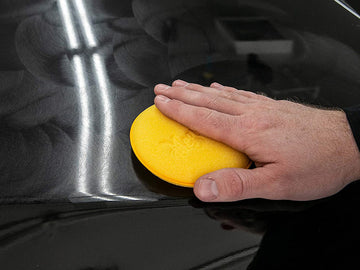 Meguiar's Ultimate Compound, Color & Clarity Restorer + Supreme Shine Foam Applicator Pads Kit